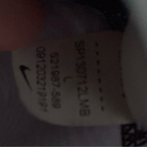 Nike sports bra - Picture 3 of 3